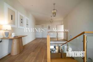 Дом 600м&sup2;, 2-этажный, участок 19 сот.  