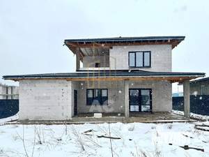 Дом 251м², 2-этажный, участок 7 сот.  