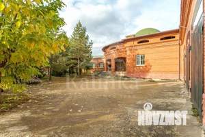 Дом 2700м², 3-этажный, участок 66 сот.  