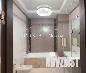 Таунхаус 400м&sup2;, 3-этажный, участок 5 сот.  