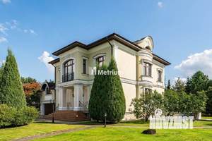 Коттедж 860м², 4-этажный, участок 29 сот.  