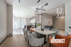 Дом 340м², 2-этажный, участок 8 сот.  