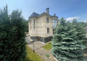 Дом 426м², 3-этажный, участок 15 сот.  