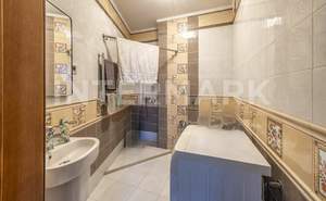 Дом 275м², 2-этажный, участок 8 сот.  