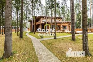 Дом 810м², 2-этажный, участок 90 сот.  