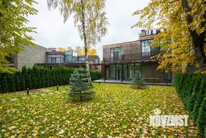 Дом 450м², 2-этажный, участок 7 сот.  