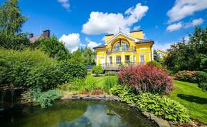 Дом 367м&sup2;, 2-этажный, участок 20 сот.  