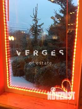 Коттедж 430м², 3-этажный, участок 12 сот.  