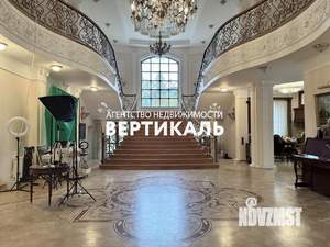 Дом 650м², 3-этажный, участок 18 сот.  
