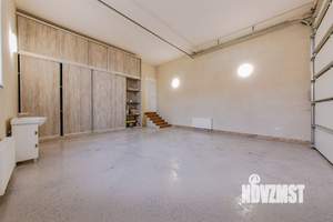 Коттедж 328м², 1-этажный, участок 10 сот.  