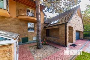 Коттедж 500м², 4-этажный, участок 15 сот.  