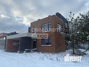 Дом 481м², 3-этажный, участок 12 сот.  
