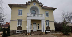 Дом 600м², 4-этажный, участок 16 сот.  