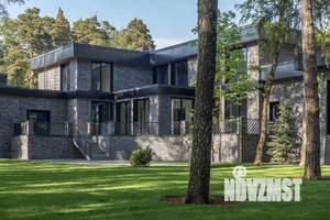Дом 1700м², 2-этажный, участок 46 сот.  