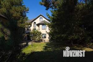 Дом 450м², 3-этажный, участок 37 сот.  