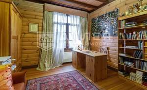 Дом 300м², 2-этажный, участок 17 сот.  