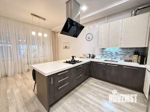 Таунхаус 150м², 3-этажный, участок 1 сот.  
