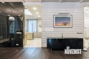 Коттедж 340м², 2-этажный, участок 40 сот.  