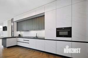 Дом 525м², 2-этажный, участок 14 сот.  