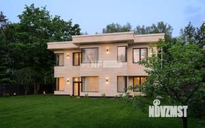 Дом 250м², 2-этажный, участок 10 сот.  