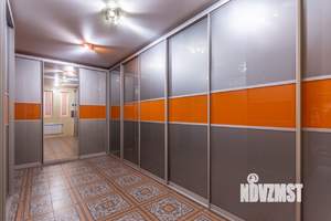 Таунхаус 350м², 3-этажный, участок 4 сот.  