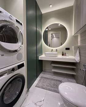 Дом 200м², 3-этажный, участок 3 сот.  