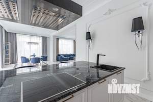 Коттедж 380м², 2-этажный, участок 9 сот.  