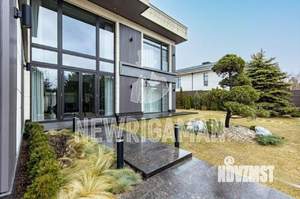 Коттедж 1015м&sup2;, 2-этажный, участок 20 сот.  