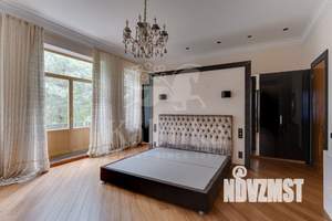 Дом 320м², 2-этажный, участок 8 сот.  