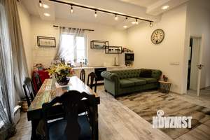 Дом 156м², 2-этажный, участок 8 сот.  