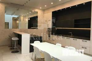 Таунхаус 385м², 2-этажный, участок 8 сот.  