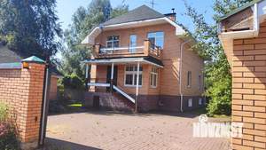 Дом 345м², 3-этажный, участок 12 сот.  