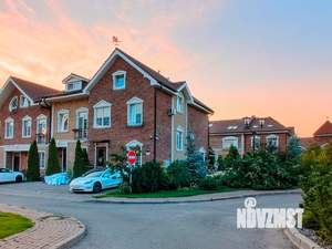 Таунхаус 171м², 3-этажный, участок 2 сот.  