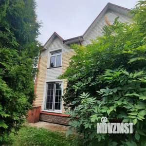 Дом 180м², 2-этажный, участок 10 сот.  