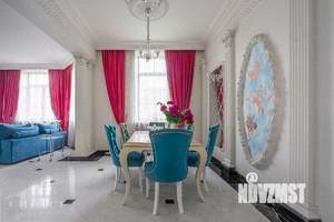 Дом 621м², 2-этажный, участок 15 сот.  