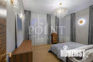 Коттедж 250м², 2-этажный, участок 10 сот.  