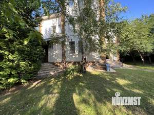 Коттедж 450м², 3-этажный, участок 12 сот.  