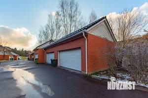 Таунхаус 430м², 3-этажный, участок 5 сот.  