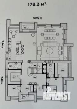 Таунхаус 469м², 3-этажный, участок 5 сот.  