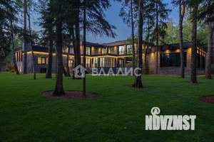 Дом 1700м², 2-этажный, участок 46 сот.  