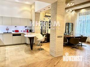 Таунхаус 303м², 4-этажный, участок 5 сот.  