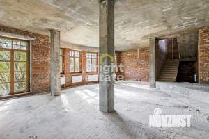 Дом 600м&sup2;, 3-этажный, участок 19 сот.  