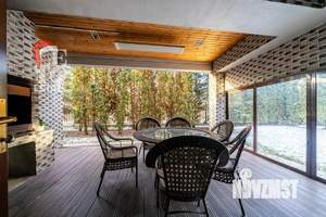 Дом 398м&sup2;, 2-этажный, участок 7 сот.  