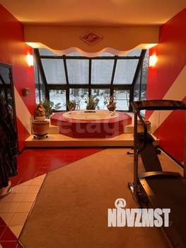 Дом 450м², 2-этажный, участок 33 сот.  