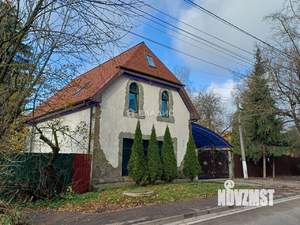 Дом 177м², 3-этажный, участок 4 сот.  