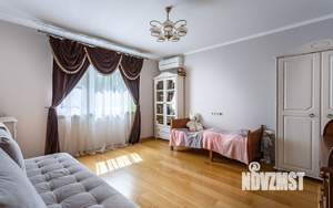 Дом 120м², 2-этажный, участок 7 сот.  