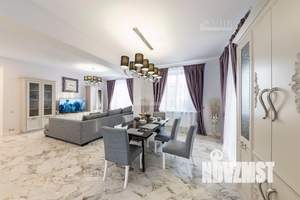 Дом 266м², 2-этажный, участок 12 сот.  