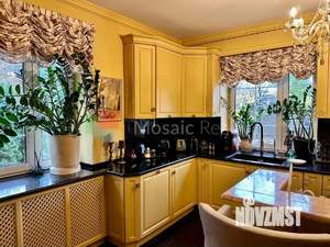 Коттедж 782м², 4-этажный, участок 26 сот.  