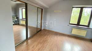 Дом 350м², 3-этажный, участок 8 сот.  