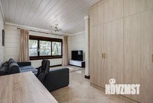 Дом 250м², 2-этажный, участок 6 сот.  